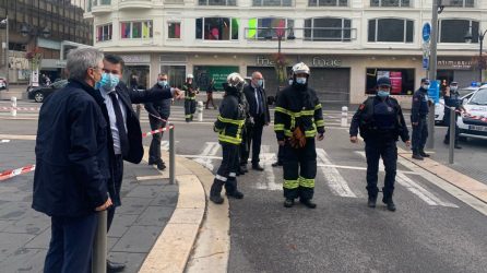 Γαλλία: Τρεις νεκροί από την επίθεση στη Νίκαια – Ο δράστης φώναζε “Αλλάχου Ακμπάρ”