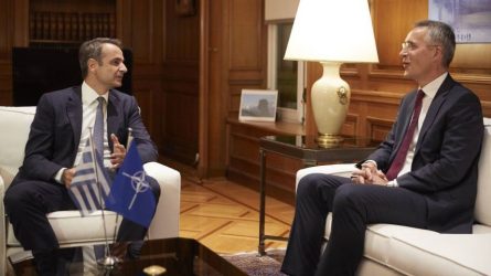 ΝΑΤΟ: Στην Αθήνα σήμερα ο Γενς Στόλτενμπεργκ