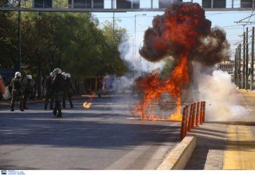 Αθήνα: 10 προσαγωγές μετά το μαθητικό συλλαλητήριο (ΦΩΤΟ)