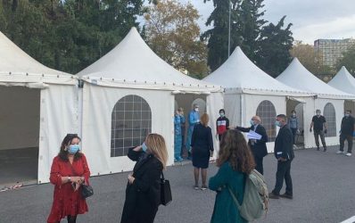 Θεσσαλονίκη: Κινητές μονάδες του ΕΟΔΥ έξω από εφημερεύοντα νοσοκομεία