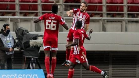 Super League: Πήρε το ντέρμπι με την ΑΕΚ ο Ολυμπιακός