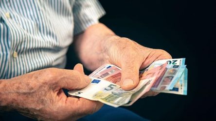 ΕΦΚΑ: Μετά το Πάσχα η αποπληρωμή των επικουρικών συντάξεων