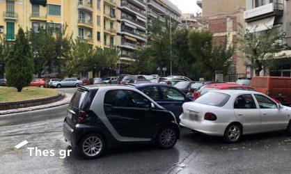 Lockdown: Αλλάζουν τα όρια επιβατών σε ΙΧ, ταξί και φορτηγά