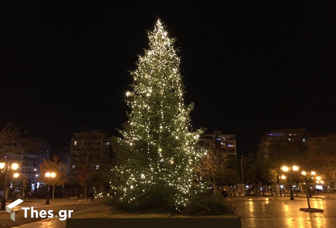 χριστουγεννιάτικη Θεσσαλονίκη νύχτα