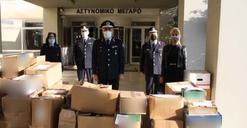 ΓΑΔΘ: Πρόσφεραν ρούχα, τρόφιμα και παιχνίδια στο Ελληνικό Παιδικό Χωριό στο Φίλυρο