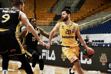 Βαριά ήττα του Αρη με 84-67 από την ΑΕΚ στο ΟΑΚΑ