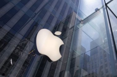 “Εκθρονίστηκε” η Apple – Ποια εταιρεία την ξεπέρασε σε αξία