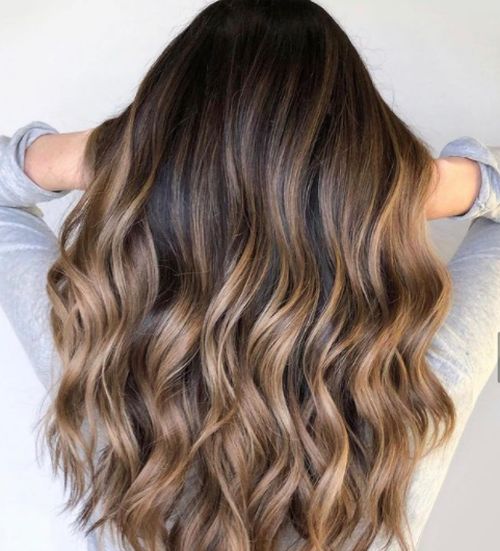 καστανά μαλλιά balayage