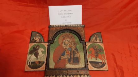 Θεσσαλονίκη: Πουλούσε θρησκευτικές εικόνες στο ίντερνετ και συνελήφθη (ΦΩΤΟ)