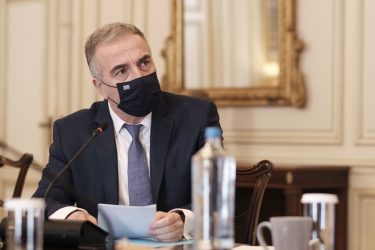 Καλαφάτης: “Οφείλουμε να γίνουμε μια μεγάλη αγκαλιά αλληλεγγύης για τους συνανθρώπους μας”