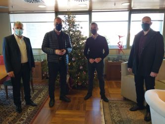 Συναντήθηκαν στο δημαρχείο Στ. Καλαφάτης – Κωνσταντίνος Ζέρβας