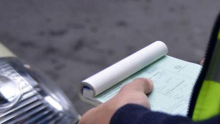 Ρόδος: Της έστειλαν ειδοποιητήριο για πρόστιμο άνω των 6 εκατομμυρίων για τροχονομική παράβαση