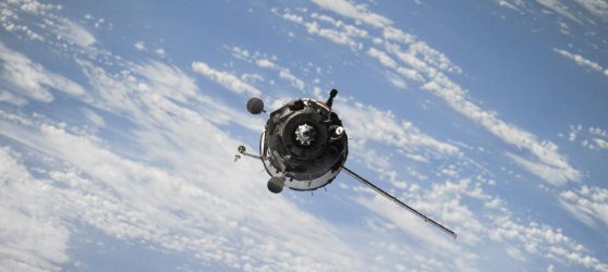 ΑΠΘ: Δορυφόρος βλέπει για πρώτη φορά την αέρια ρύπανση που προκαλεί ένα πλοίο (ΕΙΚΟΝΕΣ)