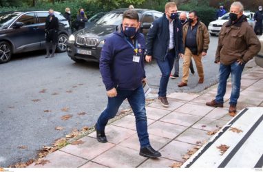 Θεσσαλονίκη: Τους χώρους που θα φυλάσσονται τα εμβόλια επιθεώρησε ο Νίκος Χαρδαλιάς