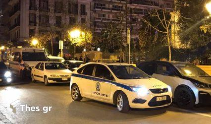 Θεσσαλονίκη: 19χρονος δέχθηκε επίθεση με σύριγγες έξω από το σπίτι του – Τον λήστεψαν και τον έσυραν στην μέση του δρόμου