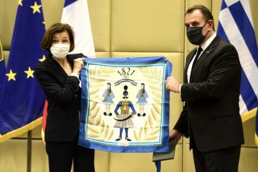 «Επεσαν» οι υπογραφές για τα Rafale – Πότε θα έρθουν στην Ελλάδα