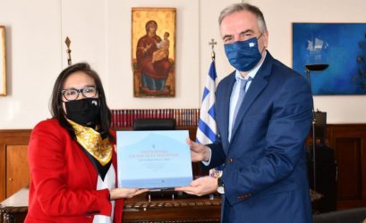 Ο Σταύρος Καλαφάτης υποδέχθηκε την πρόξενο των ΗΠΑ στην Θεσσαλονίκη