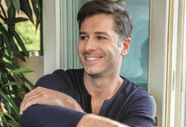 Αλέξανδρος Μπουρδούμης: “Γίνε σαν τη Σοφία Μπεκατώρου, μην γίνεις Λευτέρης Πετρούνιας”