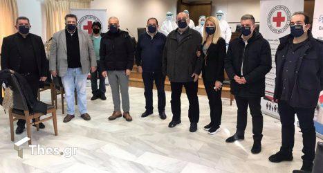Rapid test από το ΕΕΘ σε επαγγελματίες στη Σίνδο (ΦΩΤΟ)