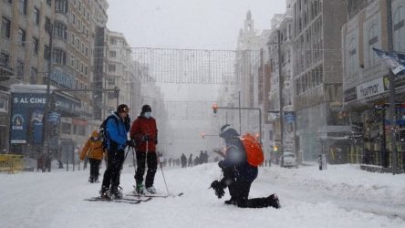 Ισπανία: Τρεις νεκροί από χιονοθύελλα που σαρώνει τη Μαδρίτη