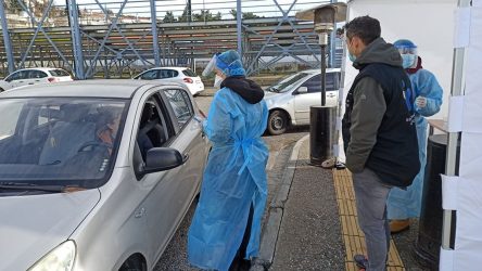 Κορονοϊός: Αρχισαν τα δωρεάν drive through rapid test στο Δήμο Ωραιοκάστρου