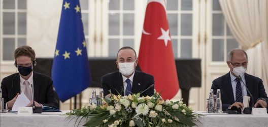 Τσαβούσογλου: “Αν η ΕΕ στηρίξει την Ελλάδα θα ξανακάνουμε τα ίδια”