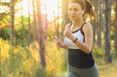 Πέψη: 4 συνήθειες για να ενεργοποιήσετε τον μεταβολισμό σας