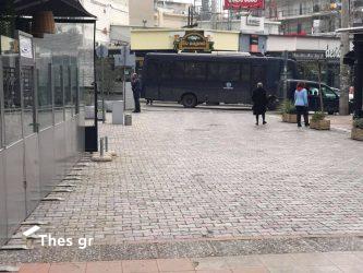 Εύοσμος: Συγκέντρωση και διαμαρτυρία των κατοίκων για το αυστηρό lockdown