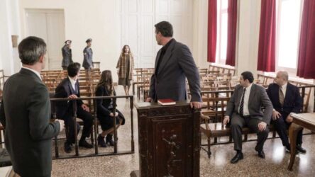 Αγριες Μέλισσες: Η Σοφούλα “σπρώχνει” τον Βόσκαρη στη φυλακή