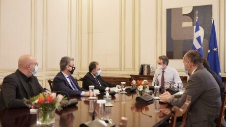 Μητσοτάκης: “Δέσμευση μας να αντιμετωπίσουμε το προσφυγικό – μεταναστευτικό στη ρίζα του”