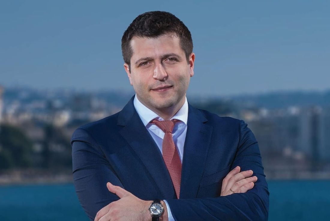 Γιάννης Μουζενίδης