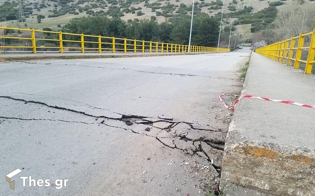 σεισμός Δαμάσι Ελασσόνα γήπεδο Λάρισα Τρίκαλα