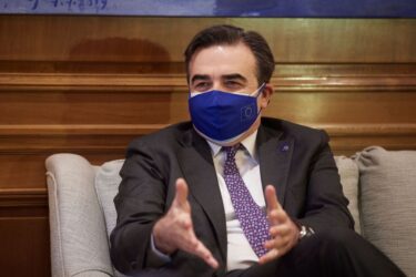 Μαργαρίτης Σχοινάς: “Από το Κατάρ πήρα δώρο ένα κουτί σοκολάτες και μια μπάλα”