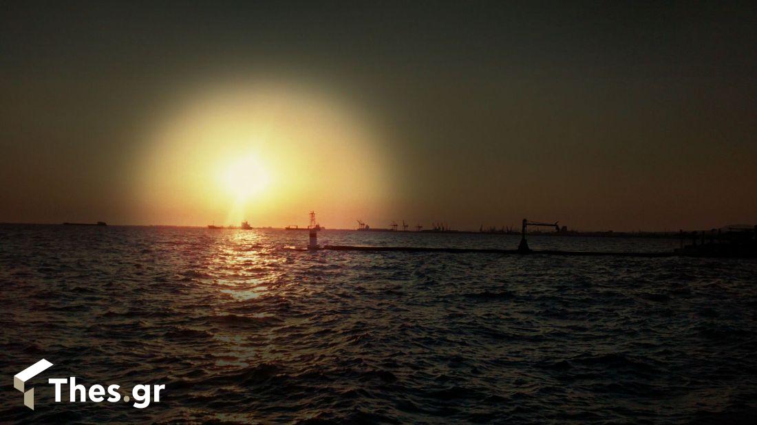 Θεσσαλονίκη ηλιοβασίλεμα Θερμαϊκός