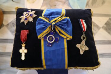 Το ύστατο χαίρε στον ευεργέτη των ενόπλων δυνάμεων Ιάκωβο Τσούνη (ΦΩΤΟ)
