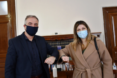 Με τη Σοφία Ζαχαράκη συναντήθηκε ο Σταύρος Καλαφάτης