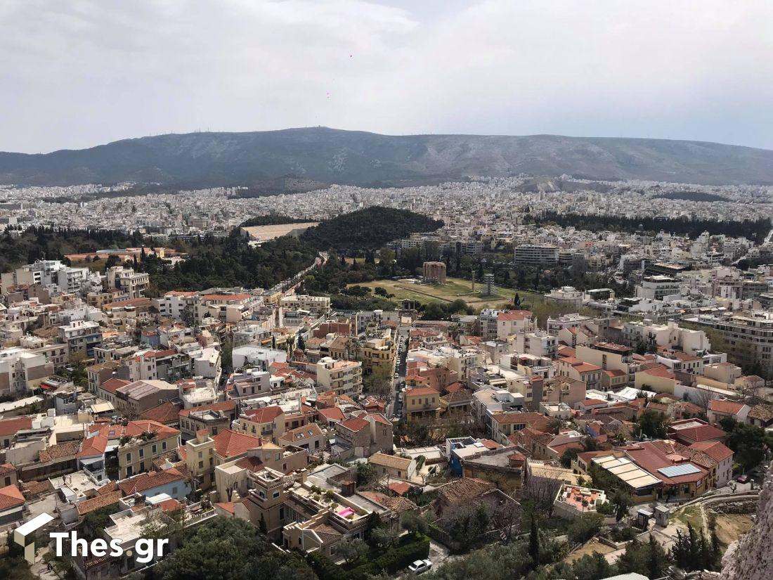 θέα από ψηλά στην Αθήνα