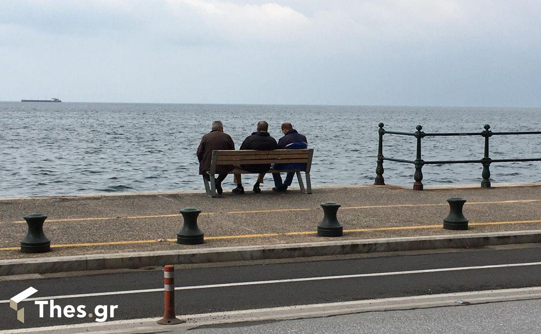 Θεσσαλονίκη παραλία κορονοϊός