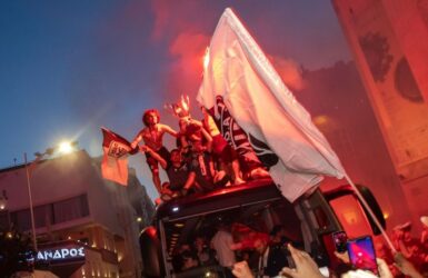 ΠΑΟΚ: Χαλασμός στην άφιξη της ομάδας στον Λευκό Πύργο! (ΒΙΝΤΕΟ & ΦΩΤΟ)