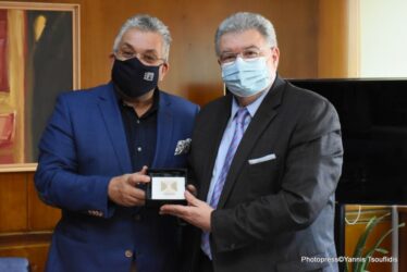 ΑΠΘ: Με τον Γ.Γ. Απόδημου Ελληνισμού και Δημόσιας Διπλωματίας συναντήθηκε ο Πρύτανης (ΦΩΤΟ)