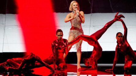Eurovision 2021: Εντυπωσιακή και στον τελικό η Ελενα Τσαγκρινού