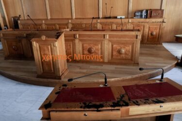 Μονή Πετράκη: Εξιτήριο και για τους επτά Μητροπολίτες
