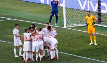 Euro 2020: “Διαστημική” η Ισπανία διέσυρε με 5-0 τη Σλοβακία