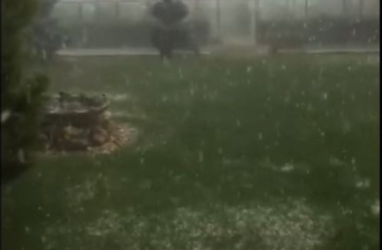 Σφοδρή χαλαζόπτωση έπληξε την Κοζάνη (ΒΙΝΤΕΟ)
