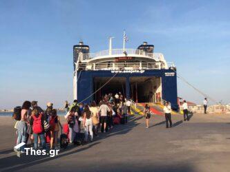 Θεσσαλονίκη: Ξεκίνησαν τα δρομολόγια των πλοίων προς τις Σποράδες – Ουρές για το ταξίδι (ΦΩΤΟ)