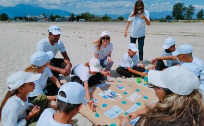 Δήμος Κατερίνης: Παιδιά από το Παράρτημα Ρομά καθαρίζουν τις ακτές