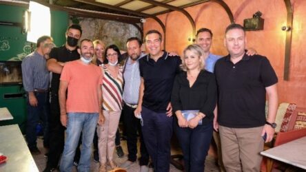 Τσίπρας: “Να περάσουμε στην αντεπίθεση στηρίζοντας τους εργαζόμενους”
