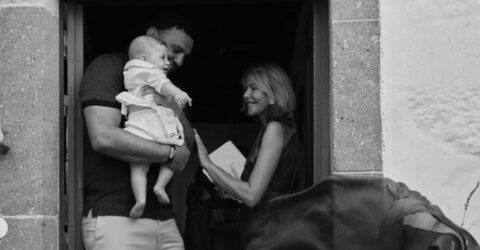 Βασίλης Κικίλιας – Τζένη Μπαλατσινού: Εικόνες από τη βάπτιση του γιου τους στην Πάτμο