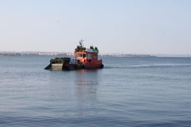 ΕΥΑΘ: Αναλαμβάνει τους θερινούς μήνες τον καθαρισμό του Θερμαϊκού