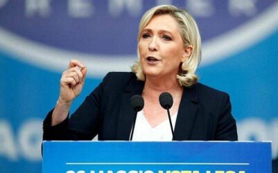 Γαλλία: Στην ηγεσία του ακροδεξιού RN επανεξελέγη η Μαρίν Λεπέν